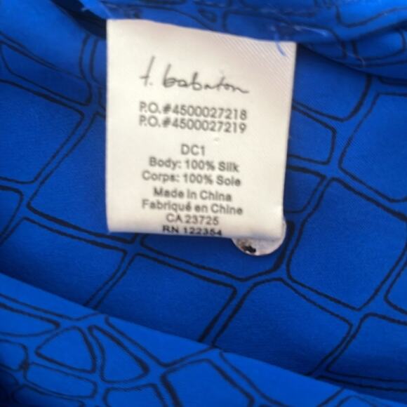 Babaton 100% silk button down blouse.  Size S - Picture 5 of 6